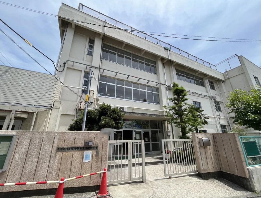 オアシスマンションプレジデント山王 小学校