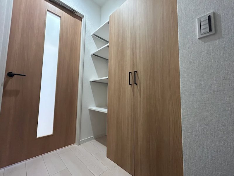 四谷御苑マンション 現地写真（玄関）
