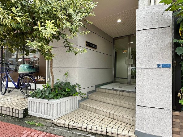 山王アイチマンション 共用部写真（エントランス）