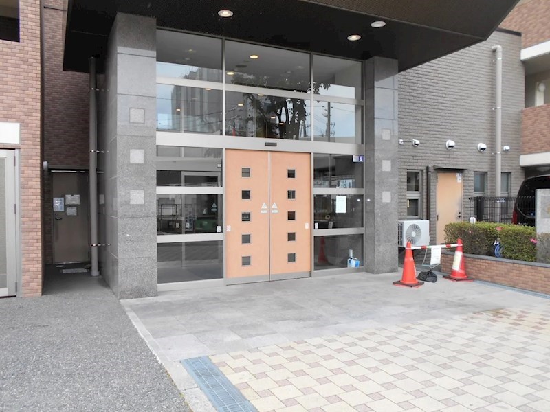 ガーデンハイツ松本本庄 共用部写真（エントランス）