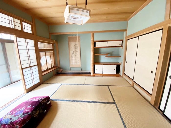諏訪町５丁目２７７番 内観写真（リビング以外の居室）