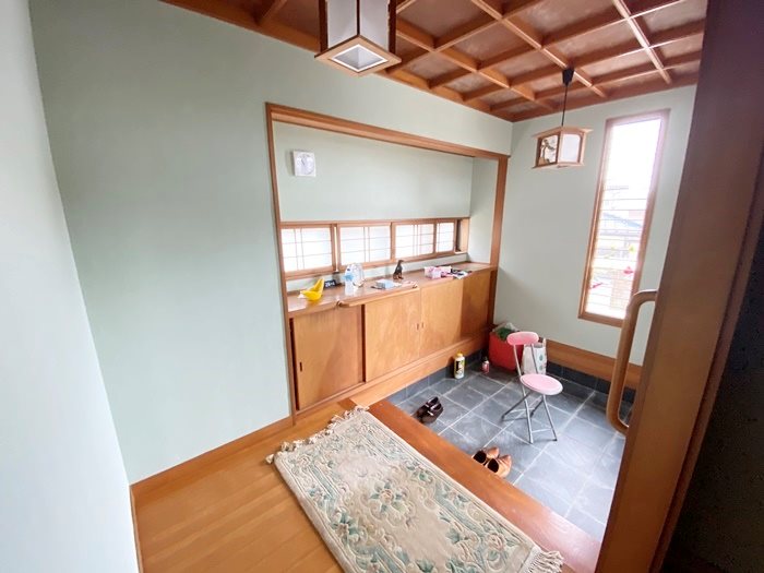 諏訪町５丁目２７７番 現地写真（玄関）
