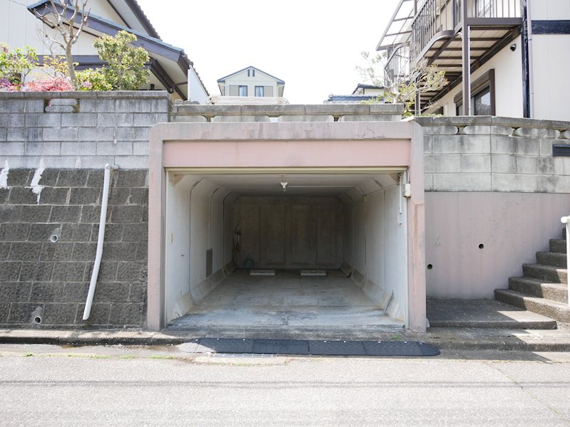 諏訪町５丁目２７７番 現地写真（駐車場）