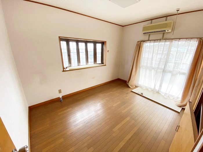 諏訪町５丁目２７７番 内観写真（リビング以外の居室）