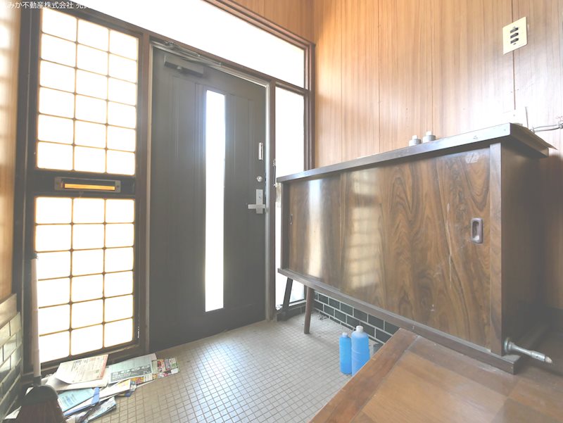 南高野町１丁目７５０番８ 現地写真（玄関）