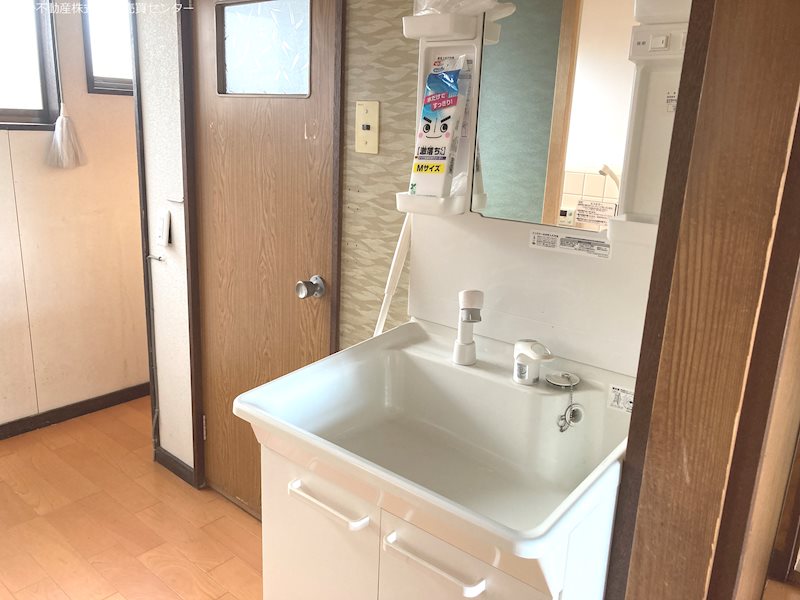 大沼町２丁目１８６番 内観写真（洗面台・洗面所）