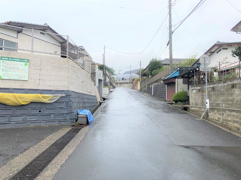 大沼町２丁目１８６番 現地写真（前面道路含む現地写真）