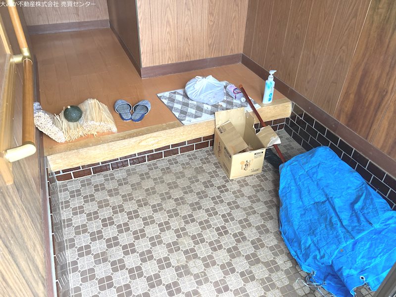 大沼町２丁目１８６番 現地写真（玄関）