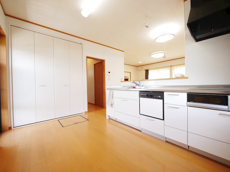東多賀町５丁目３７７番１ 内観写真（キッチン）