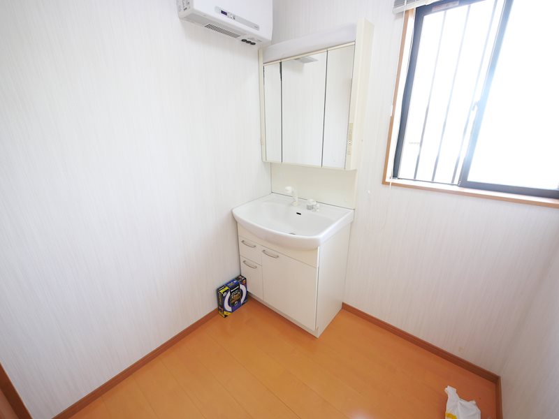 東多賀町５丁目３７７番１ 内観写真（洗面台・洗面所）