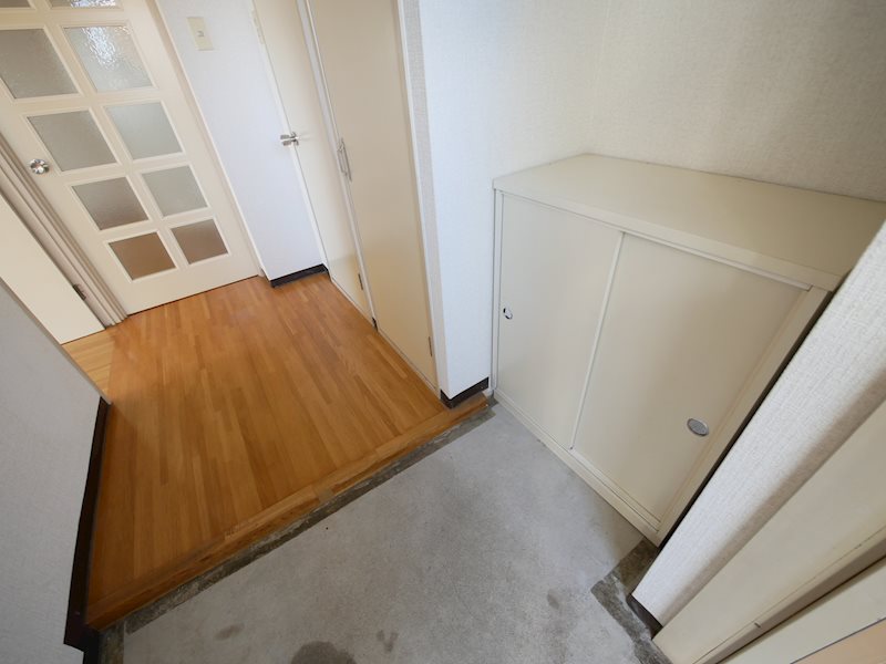 荒川マンション 現地写真（玄関）