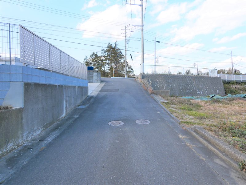 会瀬町２丁目１６８番１ 現地写真（前面道路含む現地写真）