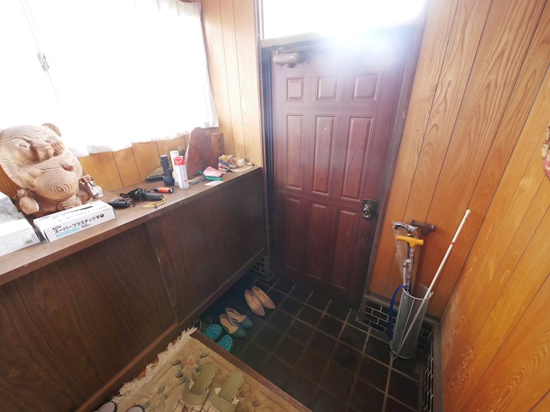 西成沢町２丁目２７１番 現地写真（玄関）