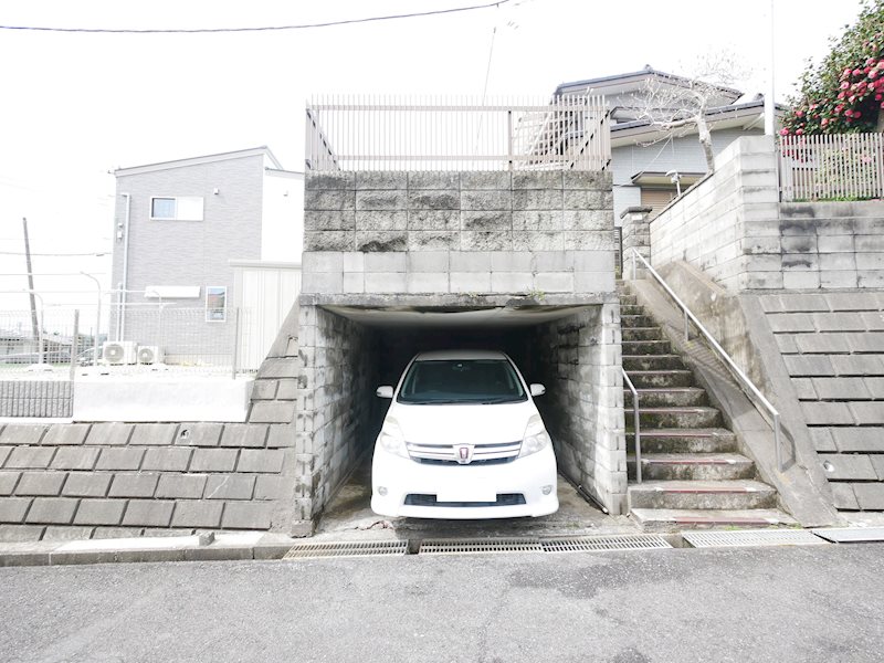 西成沢町２丁目２７１番 現地写真（駐車場）