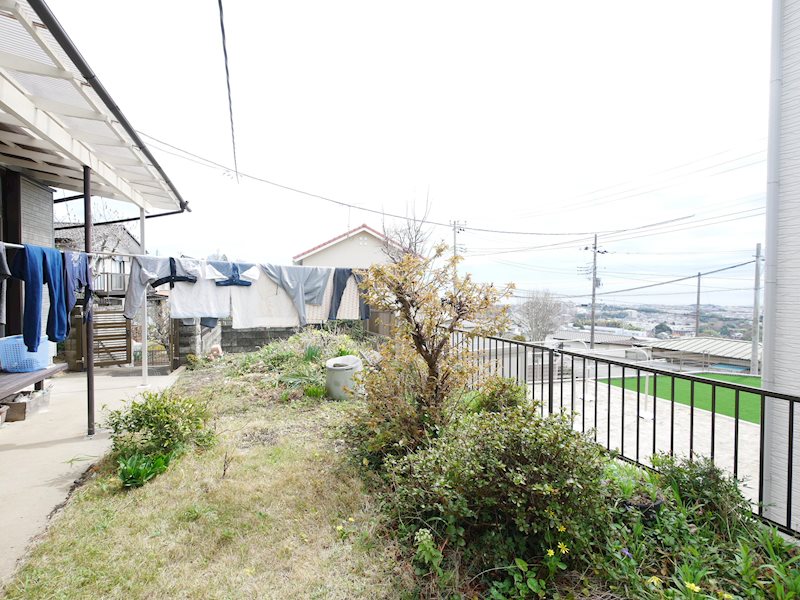 西成沢町２丁目２７１番 現地写真（庭）