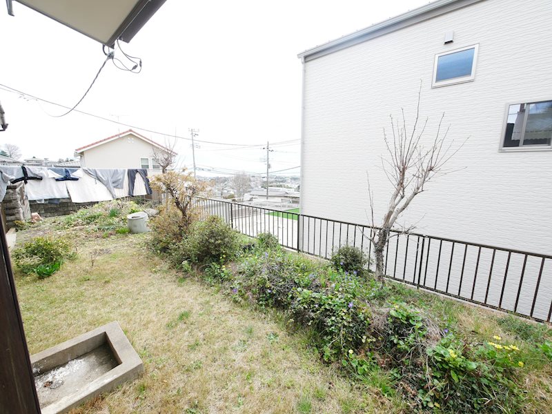 西成沢町２丁目２７１番 現地写真（庭）