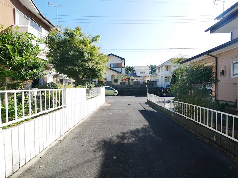 常陸太田市大森町字西畑１４２７番１３２ 現地写真（前面道路含む現地写真）