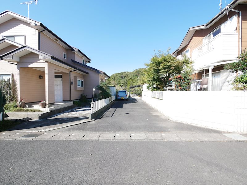 常陸太田市大森町字西畑１４２７番１３２ 現地写真（前面道路含む現地写真）