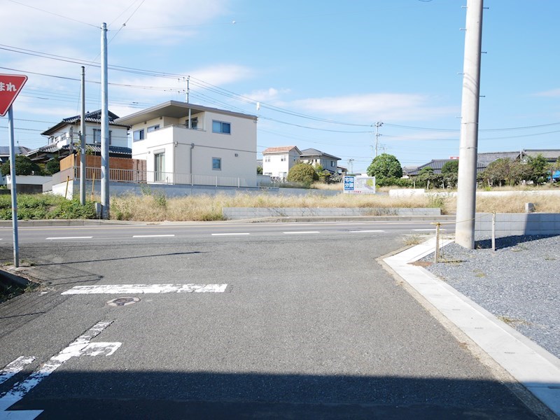 久慈町5丁目 現地写真（前面道路含む現地写真）