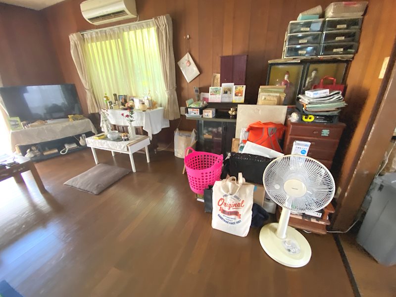 中丸町１丁目３０番 内観写真（リビング）