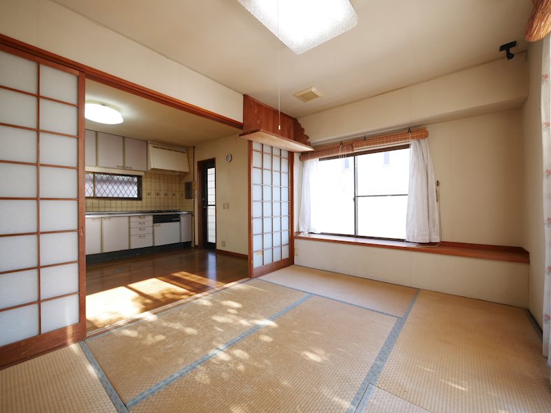 西成沢町１丁目４８番 内観写真（リビング以外の居室）