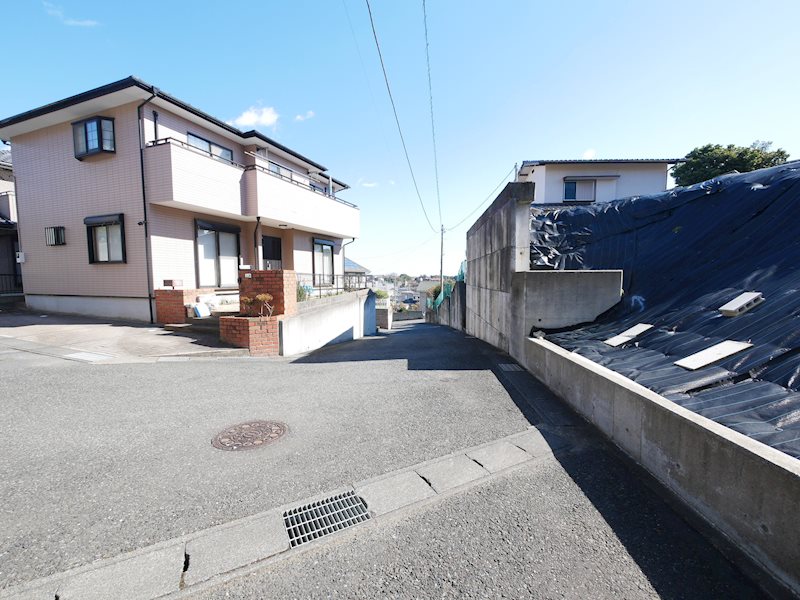 城南町２丁目６３番１１ 現地写真（前面道路含む現地写真）