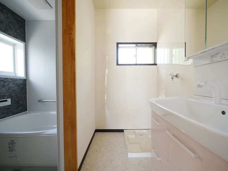かみあい町２丁目３６番１５４ 内観写真（洗面台・洗面所）
