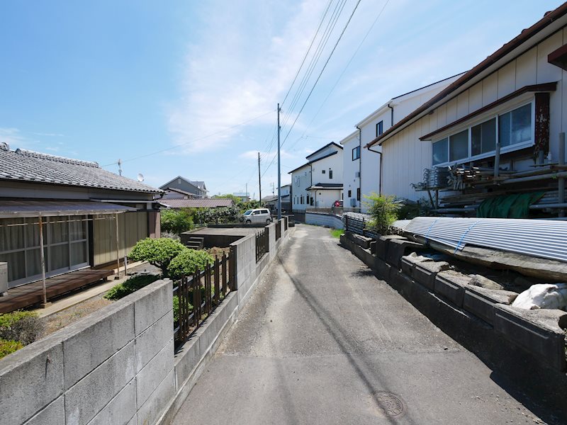 東大沼町３丁目２３１番１ 現地写真（前面道路含む現地写真）