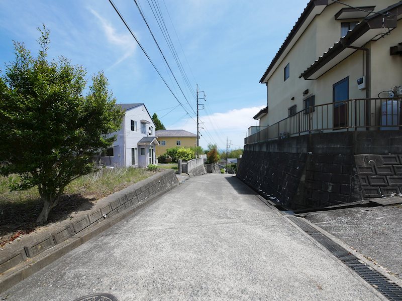 砂沢町字空窪７２７番２７ 現地写真（前面道路含む現地写真）