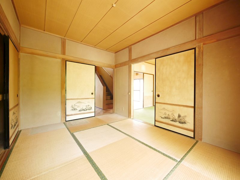 みかの原町２丁目３０８番 内観写真（リビング以外の居室）