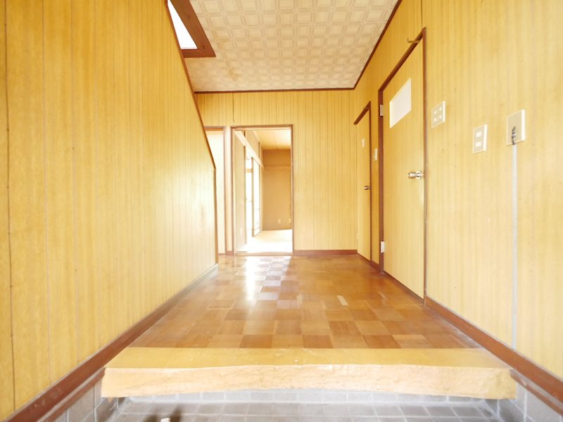 みかの原町２丁目３０８番 現地写真（玄関）