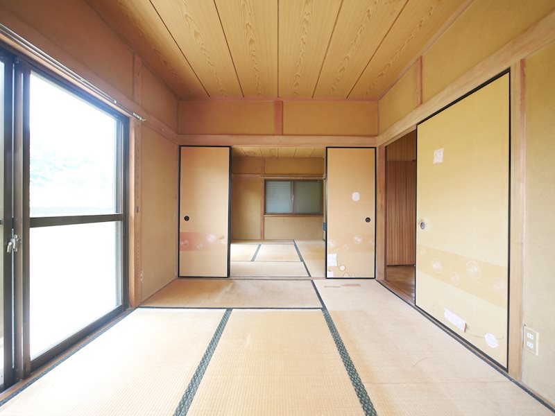 みかの原町２丁目３０８番 内観写真（リビング以外の居室）