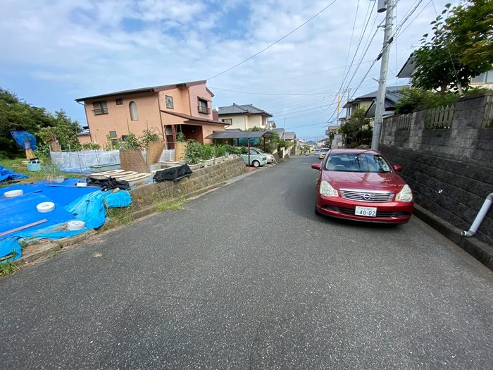 中丸町１丁目122番  現地写真（前面道路含む現地写真）