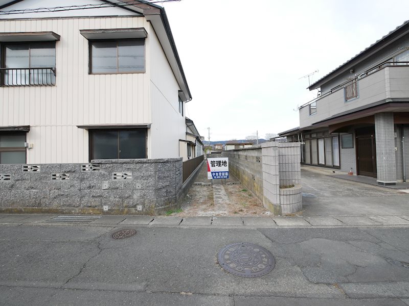 東大沼町１丁目２２１番  現地写真（前面道路含む現地写真）