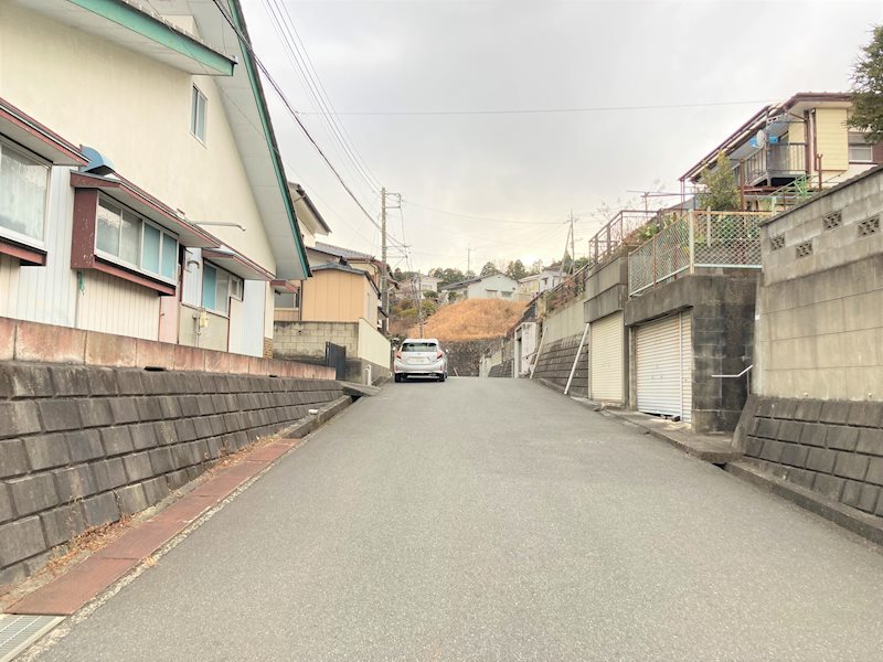 滑川本町３丁目６１番  現地写真（前面道路含む現地写真）