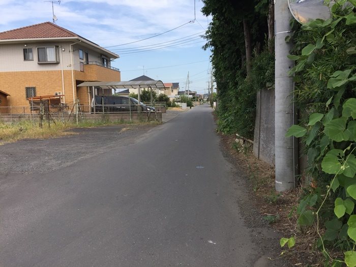 ひたちなか市大字足崎字高野前1302番  現地写真（前面道路含む現地写真）