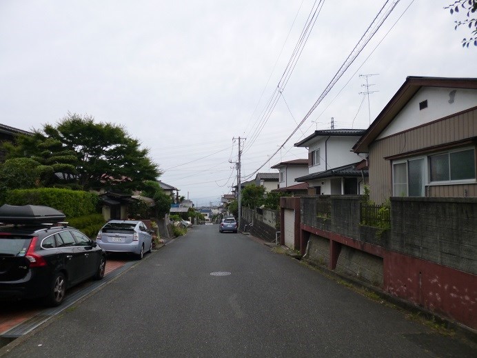 中丸町１丁目１１３番  現地写真（前面道路含む現地写真）