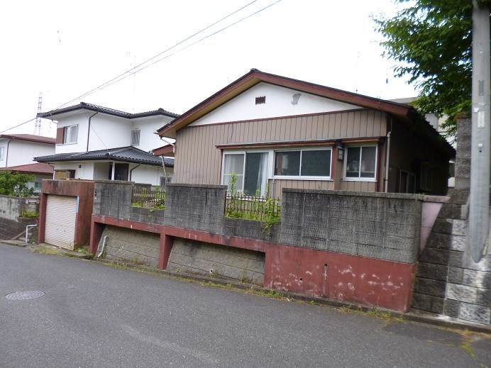 中丸町１丁目１１３番  現地写真（前面道路含む現地写真）