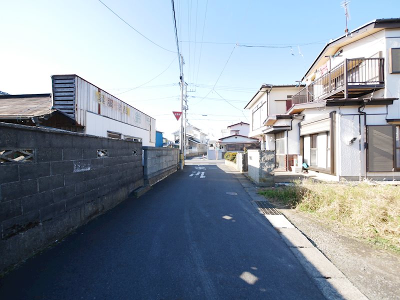 久慈町１丁目５５５０番１、５５５０番２  現地写真（前面道路含む現地写真）
