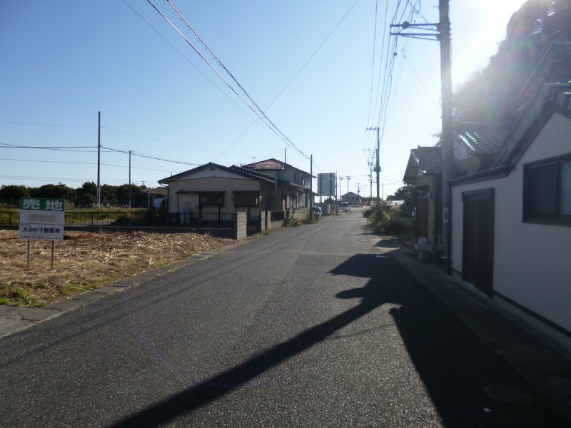 久慈町４丁目１３２番２１  現地写真（前面道路含む現地写真）
