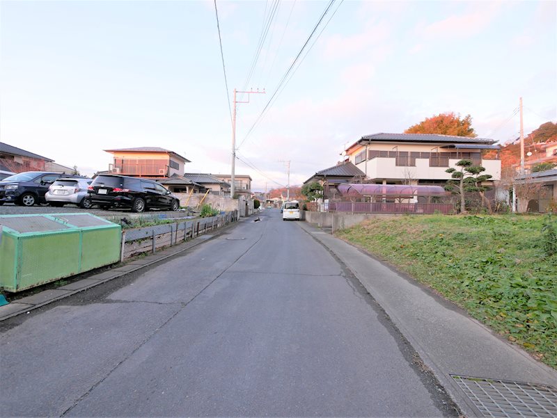 久慈町４丁目５８４０番・５８４１番  現地写真（前面道路含む現地写真）