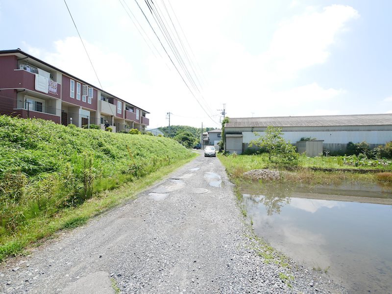 久慈町５丁目１０８６番１  現地写真（前面道路含む現地写真）