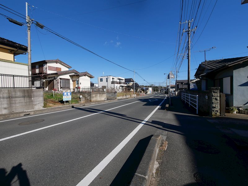 久慈町６丁目5949番1  現地写真（前面道路含む現地写真）