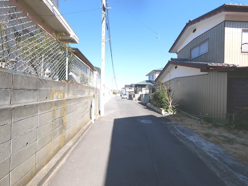 東多賀町３丁目７８番  現地写真（前面道路含む現地写真）