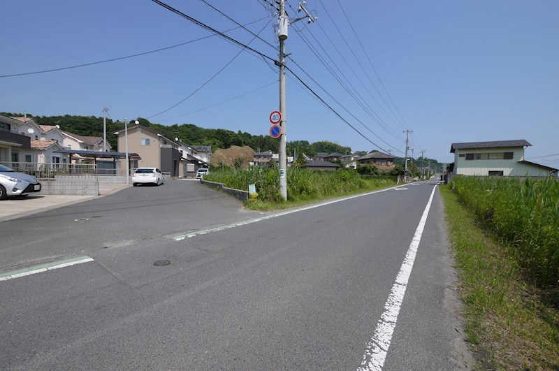石名坂町１丁目７４７番１  現地写真（前面道路含む現地写真）