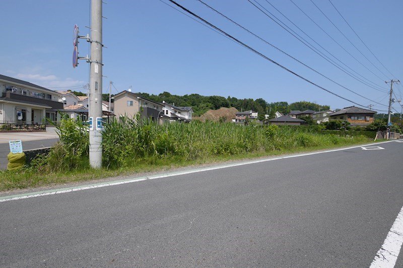石名坂町１丁目７４７番１  現地写真（前面道路含む現地写真）