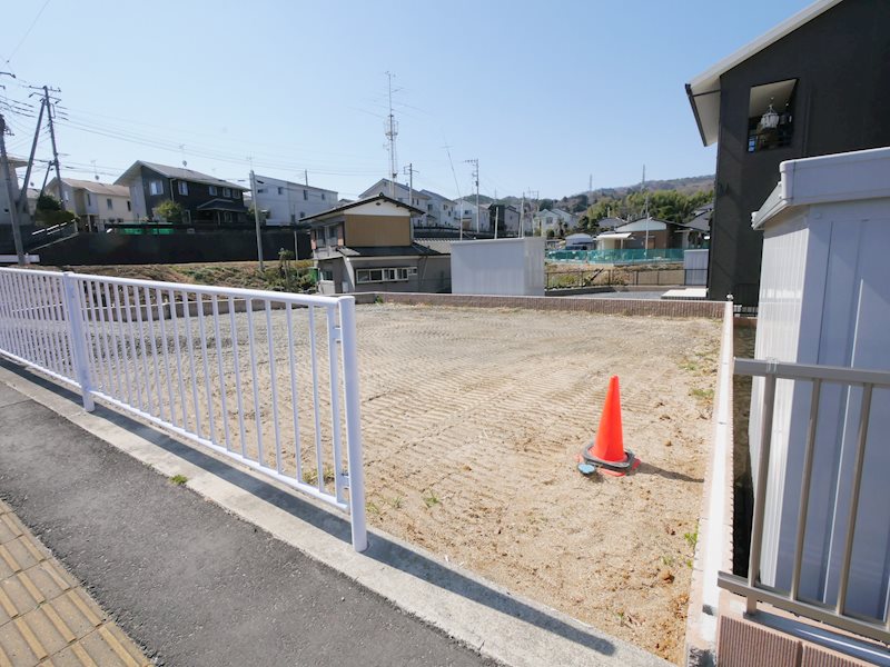 高鈴町2丁目83番4 現地写真
