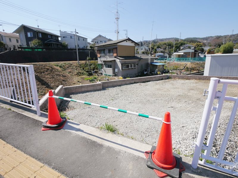 高鈴町２丁目８３番４  現地写真