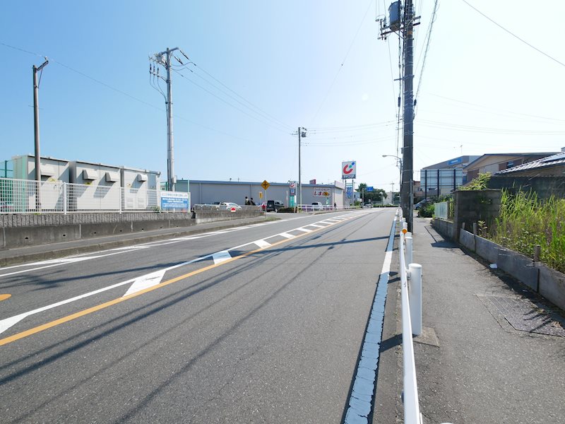 鮎川町５丁目２６３番  現地写真（前面道路含む現地写真）