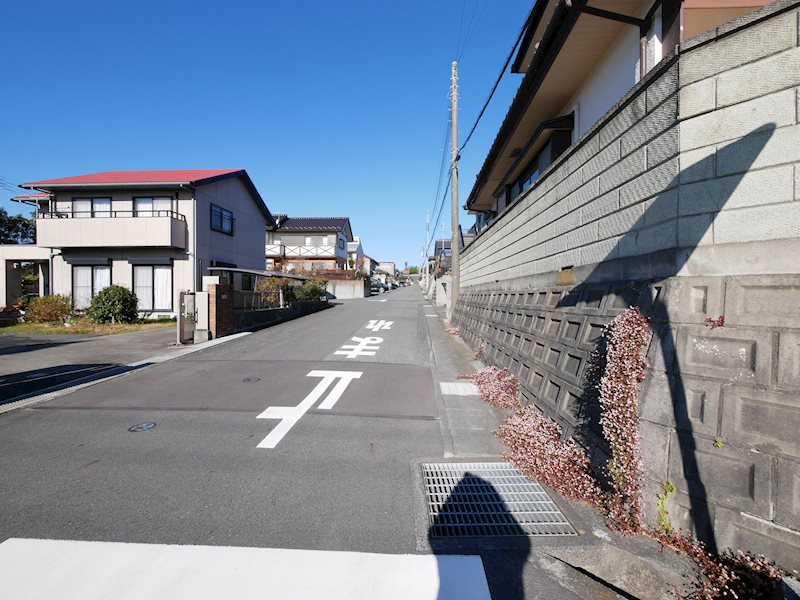 川尻町２丁目２５７７番２０５  現地写真（前面道路含む現地写真）